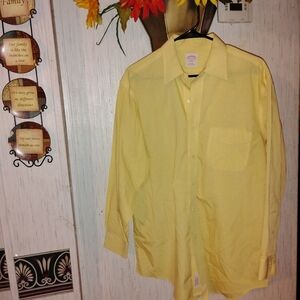 Brooks brothers button up long sleeve non iron shirt